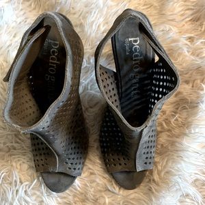 Beautiful Pedro Garcia Yinon camo leather sandal/bootie.